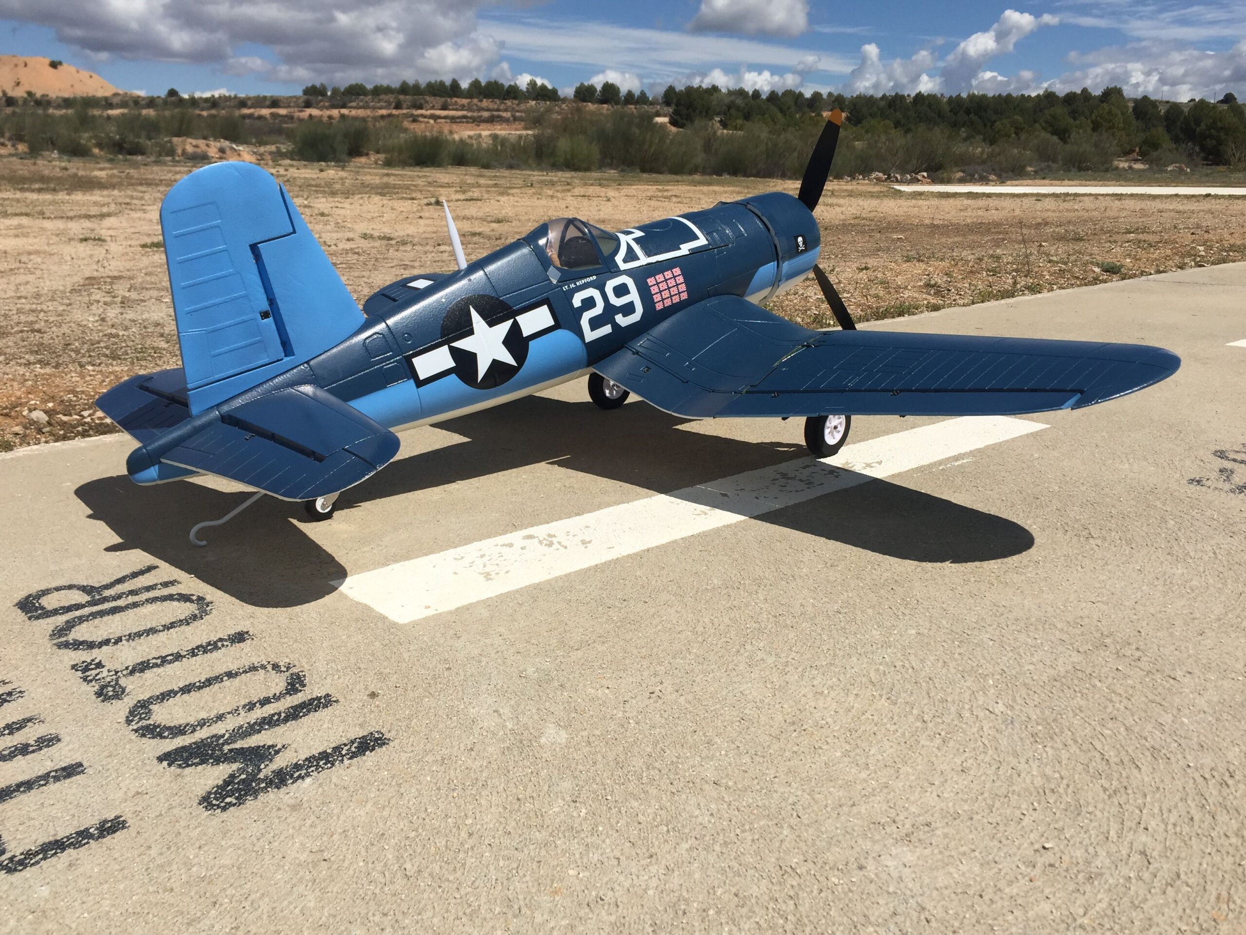 LX F4U CORSAIR 1.6M - Imagen 9