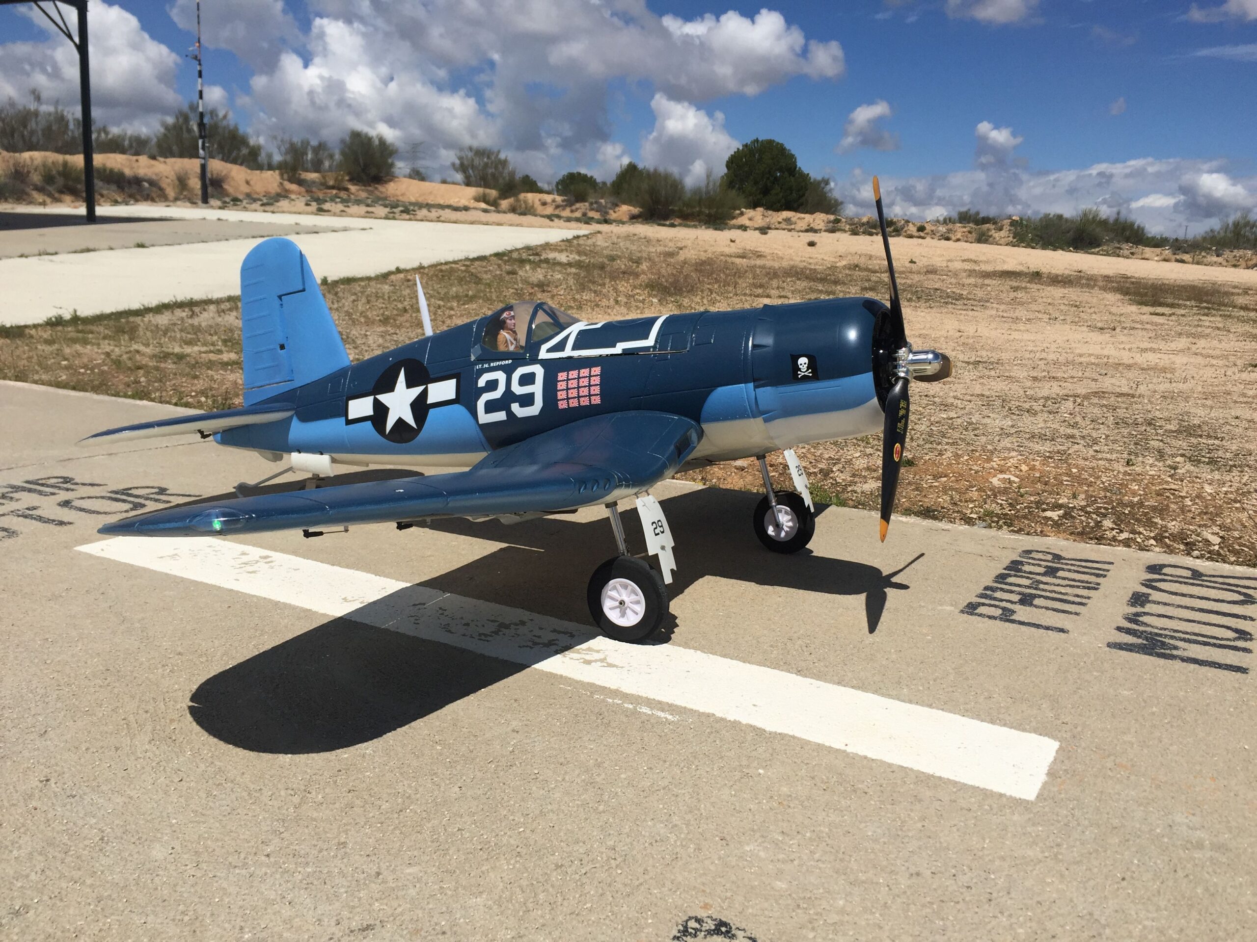 LX F4U CORSAIR 1.6M - Imagen 10