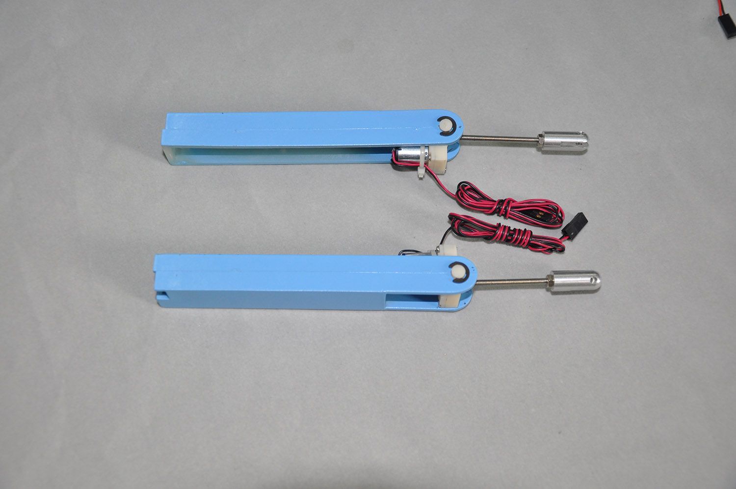 SET SERVOS PLIEGUES ALAS F4U CORSAIR 1.2